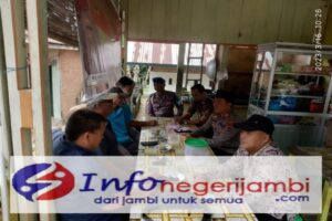 Jum’at Curhat Kapolsek Kecamatan Muko-Muko Bathin VII Kabupaten Bungo Tanggapi Keluhan Masyarakat Dengan Bijak