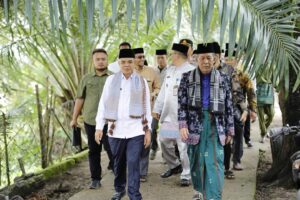 H. Aspan Dampingi Wagub Abdullah Sani Kunjungan ke Teluk Rendah Ilir