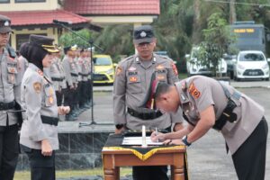 1 Kabag 1 Kasat dan 2 Kapolsek Di Jajaran Polres Tebo  Diganti,Ini Daftar nama Pejabat Baru