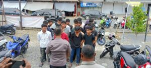 Polres Tanjab Barat amankan puluhan remaja yang terlibat konten perang sarung di Kuala Tungkal