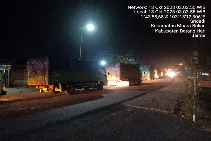 Pengguna Jasa Jalan Raya Umum, Mengeluh : Truk angkutan batubara, “Bikin Repot kendaran lain”