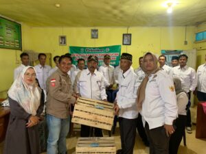 Sejahterakan Petani, Pemdes Bedeng VIII Berikan Bantuan Kentang Kepada Masyarakat