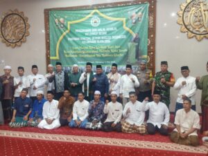 Dr. Maulana Hadiri Pengukuhan Dewan Masjid AR Rahman
