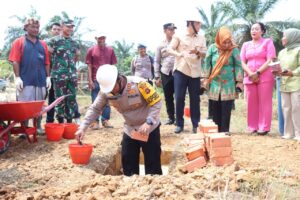 Kapolres Tebo Pimpin Peletakan Batu Pertama Pembangunan Makopolsek Serai Serumpun
