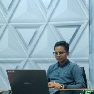 **Romi Hariyanto, Sang Nahkoda Tegar di Tengah Badai Politik Jambi**