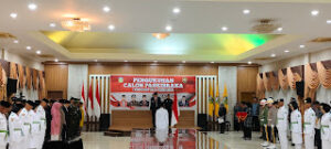 Pj Bupati Varial Adhi Kukuhkan 30 Paskibraka Kabupaten Tebo Tahun 2024