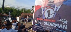 Lakukan Simulasi Pencoblosan, Paslon Romi-Sudirman Ingatkan Warga untuk Pilih nomor 1