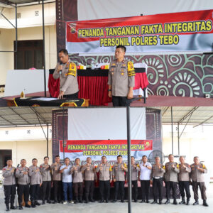 Polres Tebo Gelar Penandatanganan Fakta Integritas Larangan Penyalahgunaan Narkoba dan Netralitas Anggota Polri
