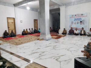 Sebelum  Debat  Terbuka Pasangan Dilla- Muslimin Tanja Baca Doa Bersama Di Posko Tim Pemenangan