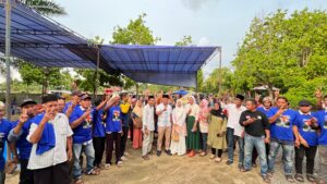 Ratusan Emak-Emam di Teluk Langkap Hanya Ingin Agus-Nazar Memimpin Tebo