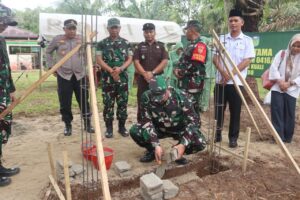 TMMD Ke-123 Kodim 0416/Bute Resmi Dimulai, Sekda Tebo Letakkan Batu Pertama Tugu TMMD