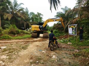 Satgas TMMD Ke-123 Kodim 0416/Bute mengerahkan alat berat, Dalam upaya mempercepat peningkatan jalan