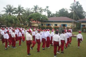 Bentuk Karakter Dan Disiplin, Anggota Satgas TMMD Ke-123 Kodim 0416/Bute Latih PBB Siswa SD