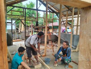 Serda Badrus Cairkan Suasana, Membuat Warga Bersemangat membangun RTLH