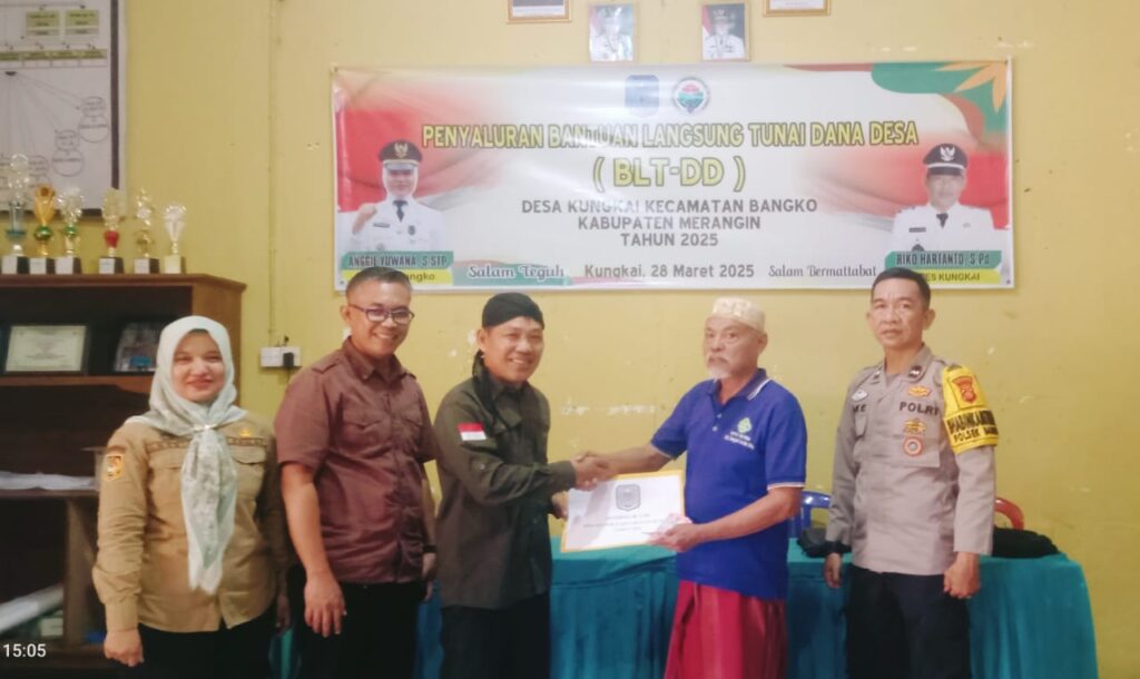 Pemerintah Desa Kungkai Salurkan BLT DD Kepada 40 Masyarakat Kurang mampu