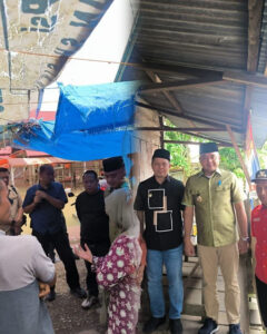 Pantau Harga Sembako di Bulan Ramadhan,  Bupati Tebo Agus Rubiyanto didampingi Wakil Bupati Tebo Nazar Efendi Sidak Pasar Tanjung Bungur