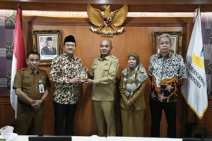Bupati Tebo Agus Rubiyanto, SE.MM Hadiri Audiensi Bersama Menteri Sosial RI di Jakarta