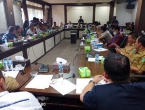 DPRD Tebo Fasilitasi RDP Konflik Lahan antara Warga dan PT WKS, Penertiban Lahan Dihentikan Sementara