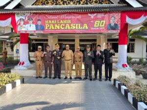 Kapolres Tebo Hadiri Upacara Hari Lahir Pancasila ke-80 di Kantor Bupati