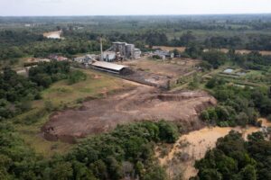 DLH Tak Bertindak, Limbah PLTU Diduga Sebabkan Kerusakan Sungai Ale