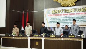 DPRD Tebo Sahkan Perda RPJMD 2025–2029 dan Perubahan APBD 2025