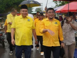 Golkar Muaro Jambi Gelar Pasar Murah HUT ke-61, Warga Tetap Antusias Meski Diguyur Hujan