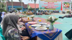 SMAN 3 Tebo Peringati Hari Batik Nasional, Padukan dengan Edukasi Gizi dan Hidup Sehat