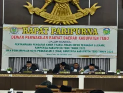 Bupati Tebo Agus Rubiyanto Sampaikan Tiga Usulan Dalam Rapat Paripurna DPRD Tebo