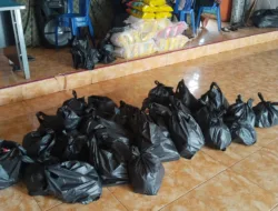 Pemdes Suka Maju Serahkan Bantun Kepada Warga Terdampak Banjir