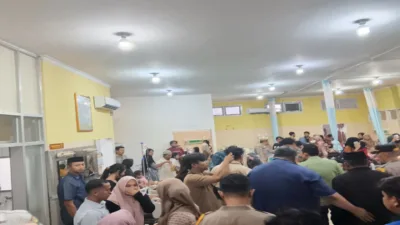 Kasus Dugaan Keracunan MBG, Puluhan Murid Masuk RSUD Ahmad Ripin
