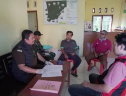 Kejari Tebo Geledah Kantor dan Rumah Perangkat Desa Sungai Pandan Terkait Dugaan Penyimpangan Dana Desa