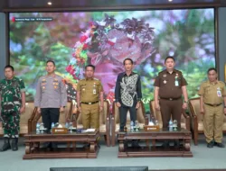 Hadiri Deklarasi Kampanye Damai Pilkades 2026, Sahendra Ajak Calon Kades Jaga Persatuan