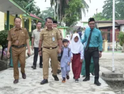 Hari Pertama Sekolah, Wabup Tebo Dukung Gerakan Ayah Mengantar Anak