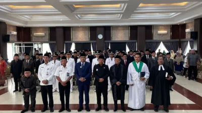 82 Pejabat dan 35 Kepala Sekolah Dilantik, Bupati Tebo Tekankan Profesionalisme