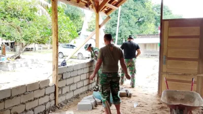 Rumah Impian Mulai Berdiri, Satgas TMMD Ke-129 Terus Kebut Pembangunan RTLH