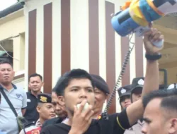 Keterangan Berbeda Soal Dua Excavator PETI, Mahasiswa Desak Kapolda Jambi Turun Tangan