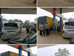Cegah Penyalahgunaan BBM Subsidi, Polsek Pamenang Tertibkan Antrean di SPBU Limbur