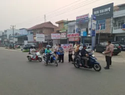 BRI Branch Office Rimbo Bujang Sigap Bagikan Masker untuk Warga di Tengah Kepungan Kabut Asap