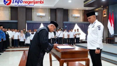 Bupati Tebo Serahkan SK dan Ambil Sumpah 126 PNS Formasi 2024 serta Lulusan IPDN Angkatan XXXII